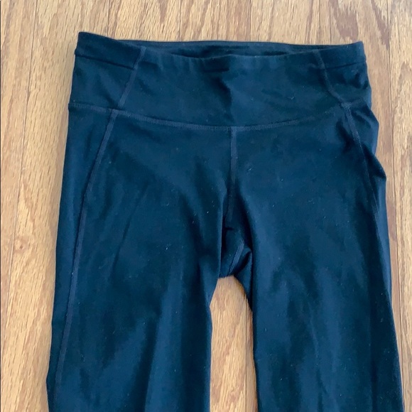 Gap Fit Black Yoga Pants Used XS - Picture 3 of 7